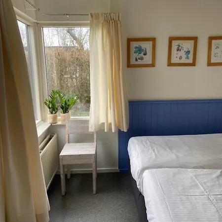 Semesterbostad Rustig Gelegen Op Texel *
